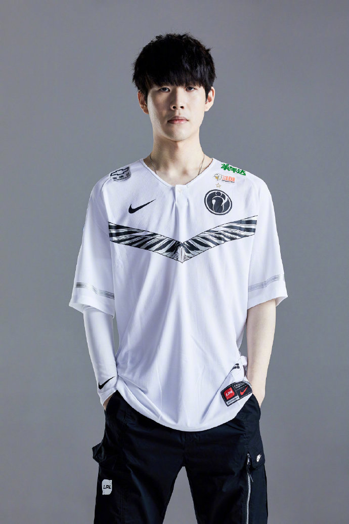 的背景下 的背景下