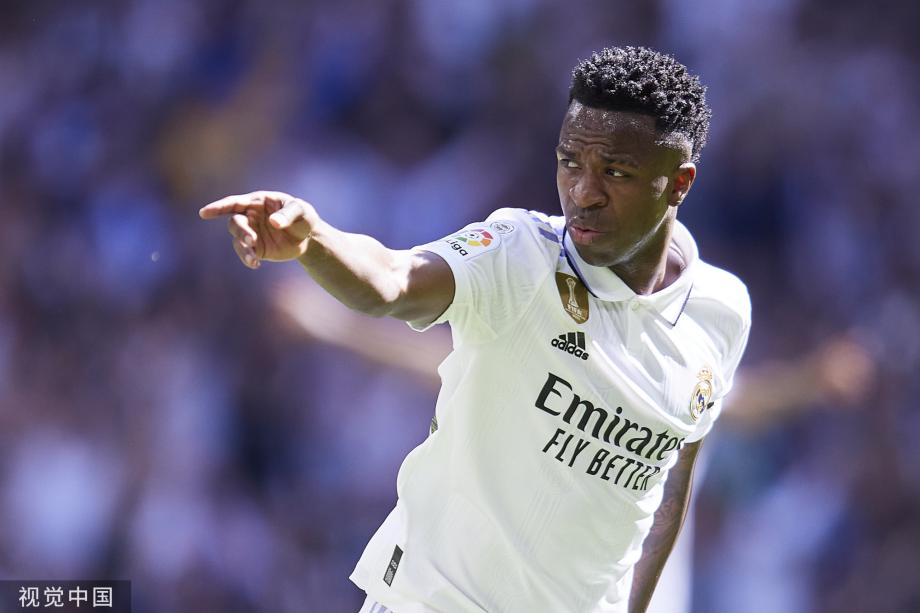 瞬间的抓拍 瞬间的抓拍