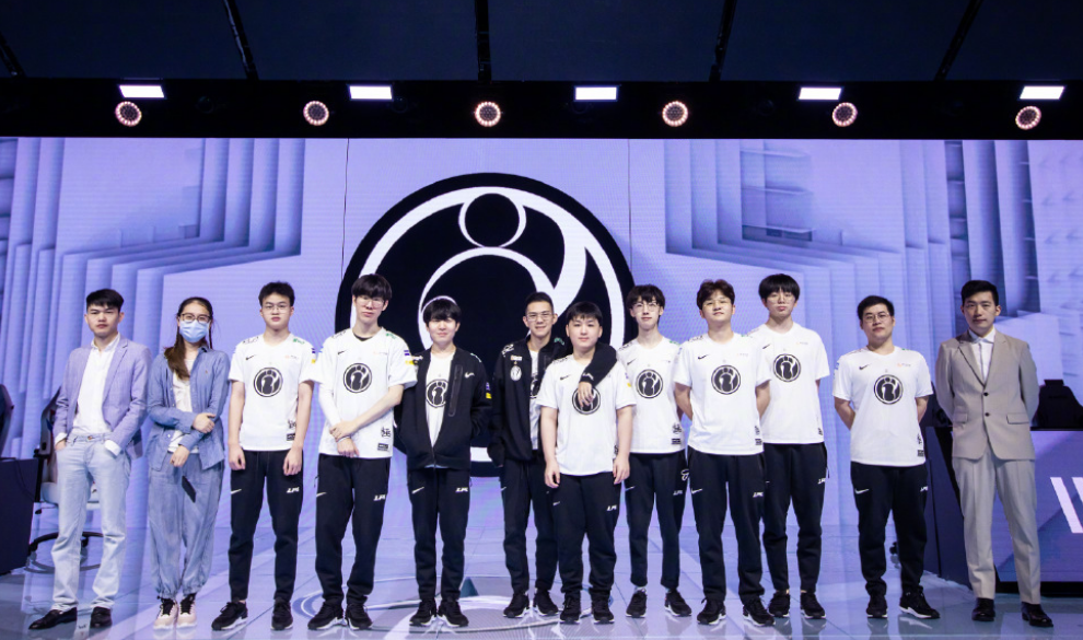 争夺这一具 争夺这一具